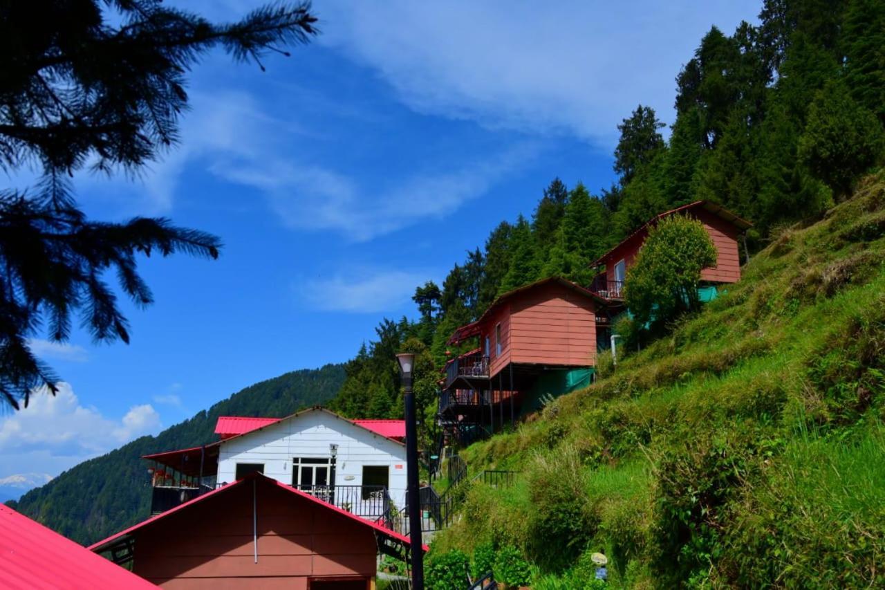 Aamod Resorts Dalhousie ! Luxury Cottage Resort Екстериор снимка